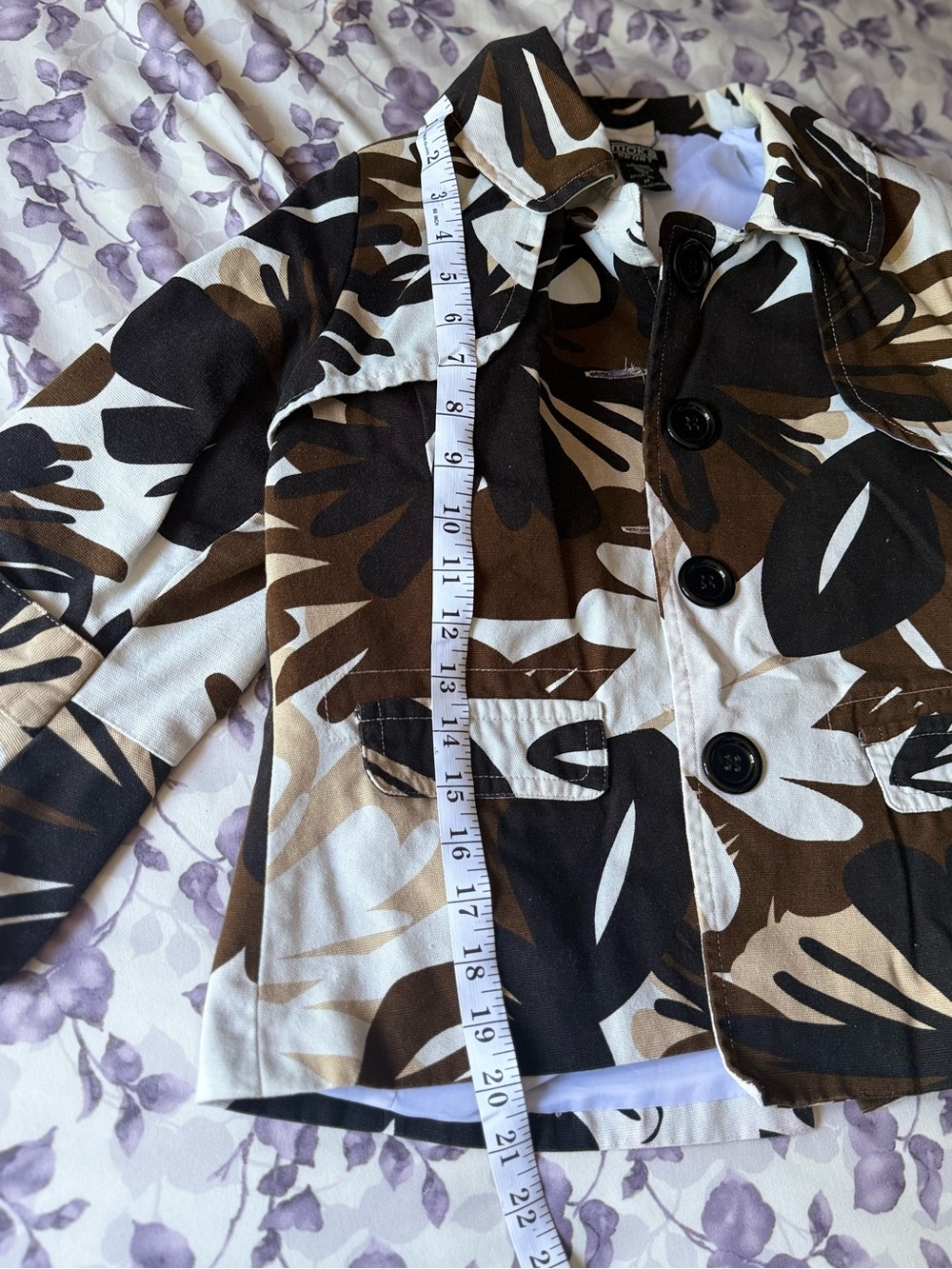 Moka Sport Floral Print Button-Front Jacket in Brown, Black & Cream - Picture 5 of 11